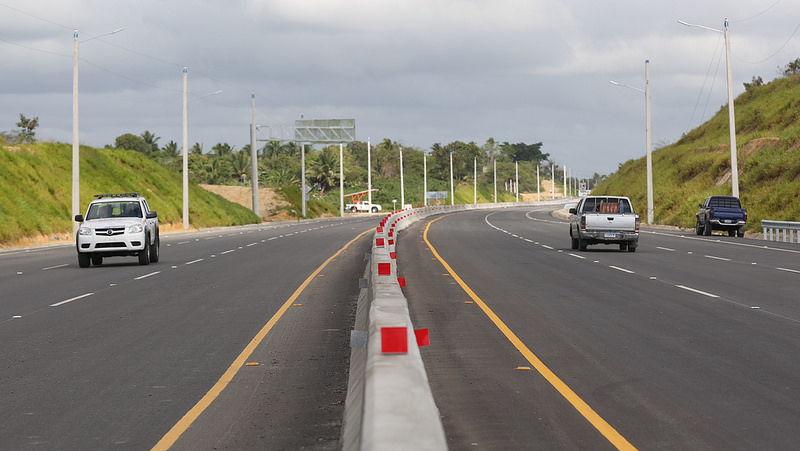 Presidente Medina inaugura primer tramo Circunvalación de Santo Domingo