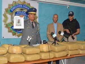 DICAN apresa cuatro hombre y les ocupa 360 libras de marihuana al desmantelar red de narcotráfico