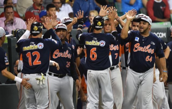 Venezuela derrota a Puerto Rico en la segunda jornada de la Serie del Caribe