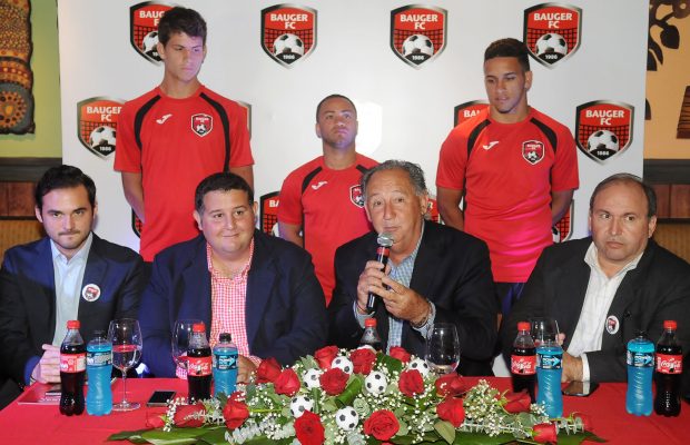 Bauger FC presenta equipo para competir en la Liga Dominicana de Fútbol