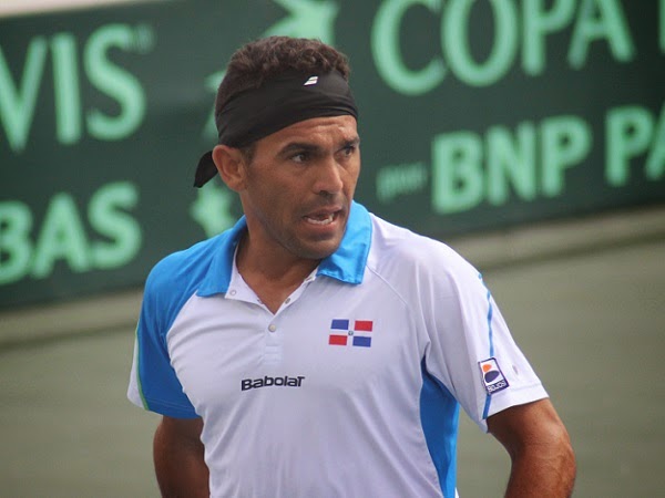Víctor Estrella cae en Abierto Mexicano