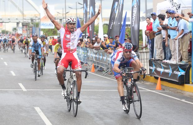 Criollo Norlandys Taveras conquistó la séptima etapa en Vuelta Independencia