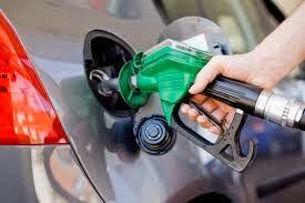 ¡Pa´rriba los combustibles! Aumentarán RD$3.20 y RD$3.00 a las gasolinas