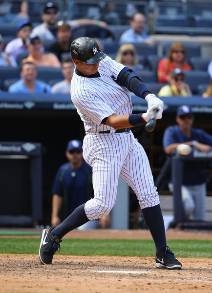 Alex despachó HR y remolcó tres para superar Gehrig en carreras remolcadas; Pineda ganó