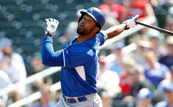 Peguero fletó dos HR en triunfo de Texas; Beltré bateó de 5-3; Villar remolcó una; Deduno pierde