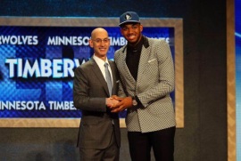 Dominicano Karl Towns elegido número uno en el draft de novatos de NBA