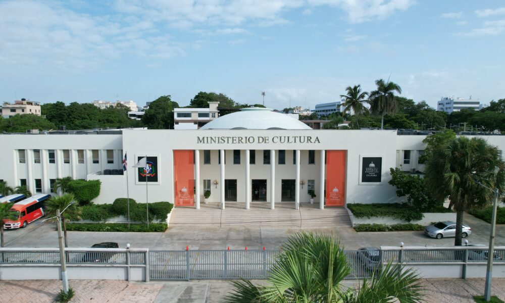 Designan a Rey Andújar encargado oficina de la Dirección de Cultura Dominicana en Nueva York