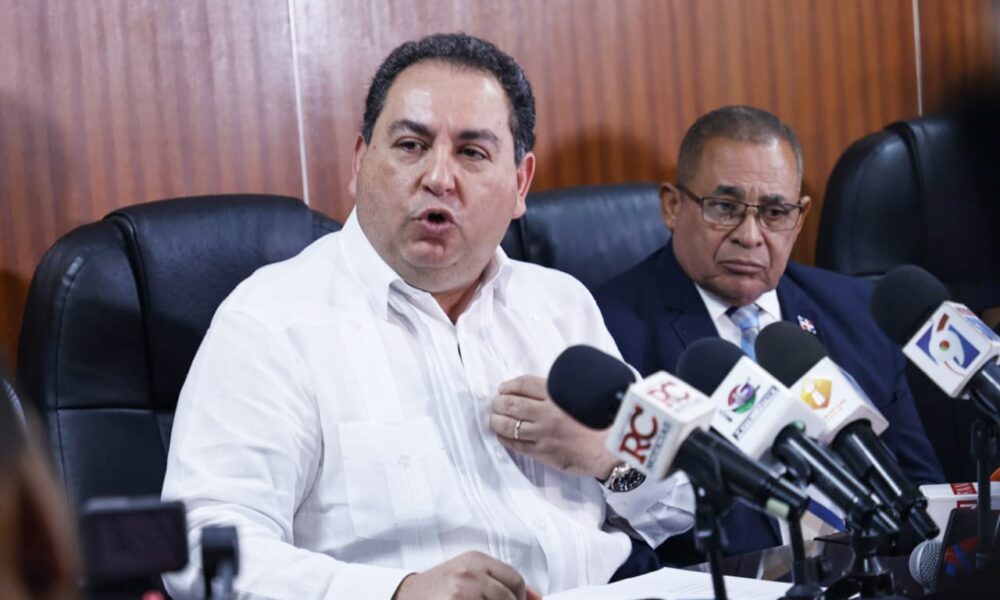 SNS suspende al director de la Maternidad de Los Mina y a la encargada de Perinatología