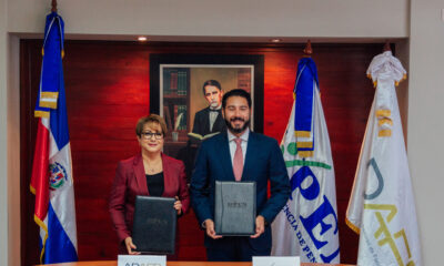 Kirsis Jáquez, presidenta ejecutiva Asociación Dominicana de Administradoras de Fondos de Pensiones y Francisco A. Torres, superintendente de Pensiones