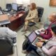 La doctora Margarita Dolores Fernández en la visita de trabajo que realizó a la Junta Electoral de Fantino.