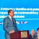 Desafíos en la protección al consumidor de Centroamérica y República Dominicana”. Se observa en la gráfica al embajador de la Unión Europea, Francois Roudié, y el presidente de la Defensoría del Consumidor de El Salvador, Ricardo Salazar.